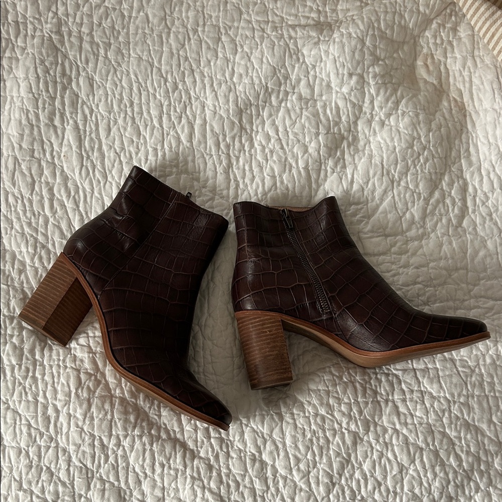Madewell croc leather boots
